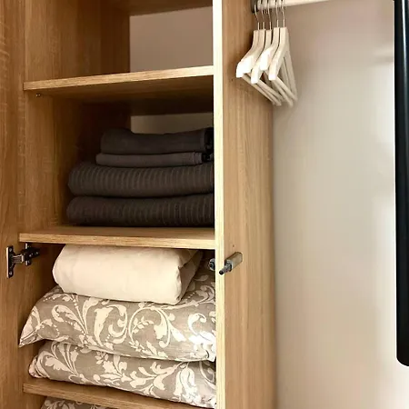 K22 Galeria Mokotow A * 바르샤바