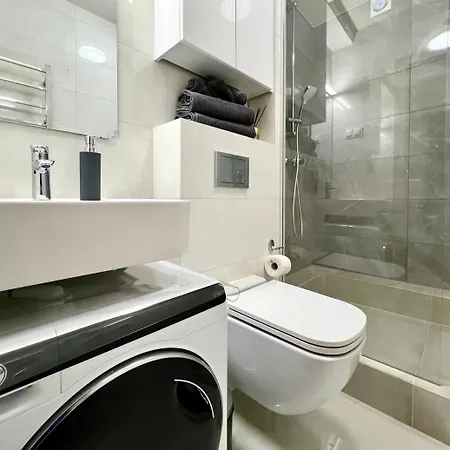 K22 Galeria Mokotow A *